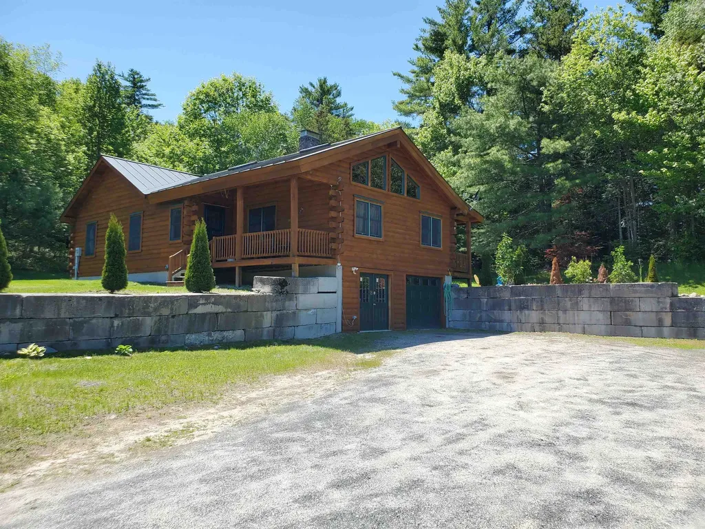 18 Mirror Lake Heights Canaan NH 03741
