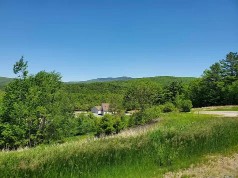 18 Mirror Lake Heights Canaan NH 03741