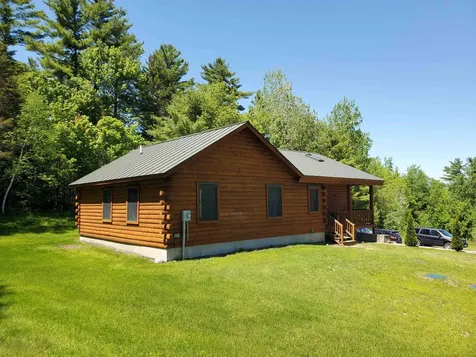 18 Mirror Lake Heights Canaan NH 03741