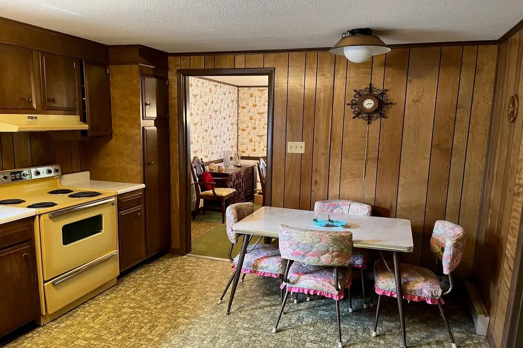 65 Watkins Avenue Rutland City VT 05701