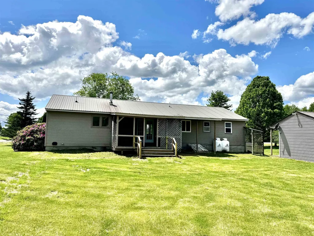152 Blue Spruce Drive Bradford VT 05033