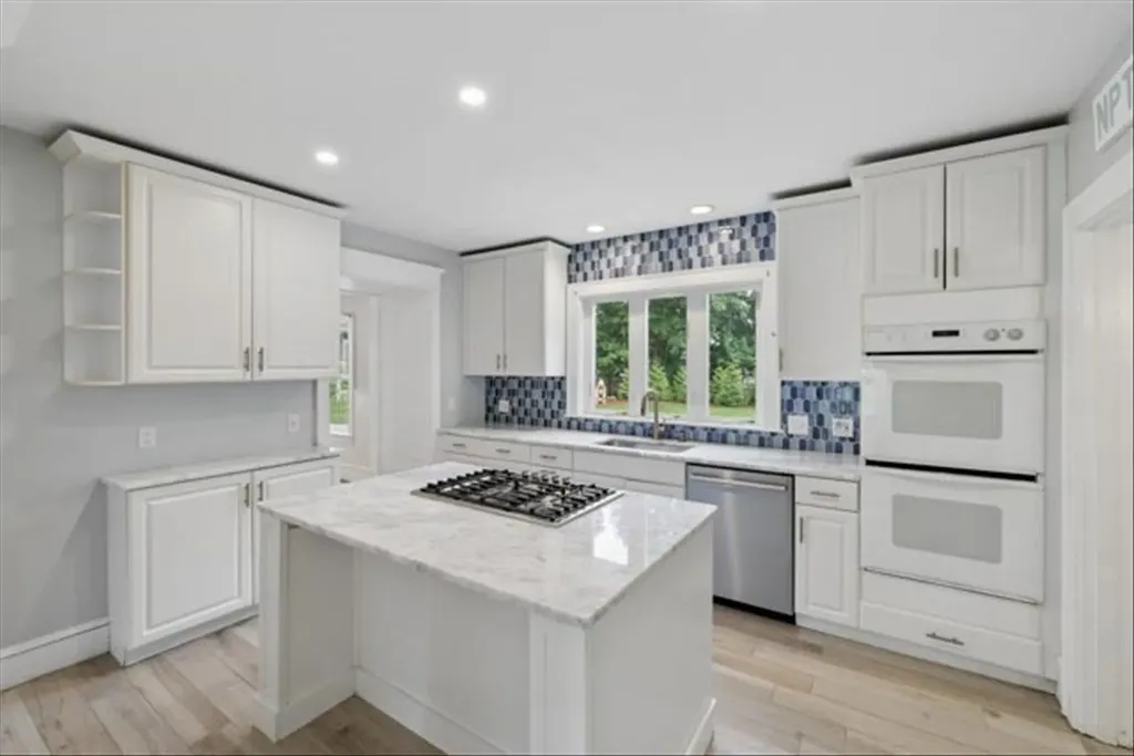 24 Hall Avenue Nashua NH 03064