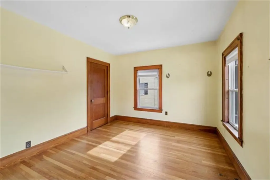 24 Hall Avenue Nashua NH 03064