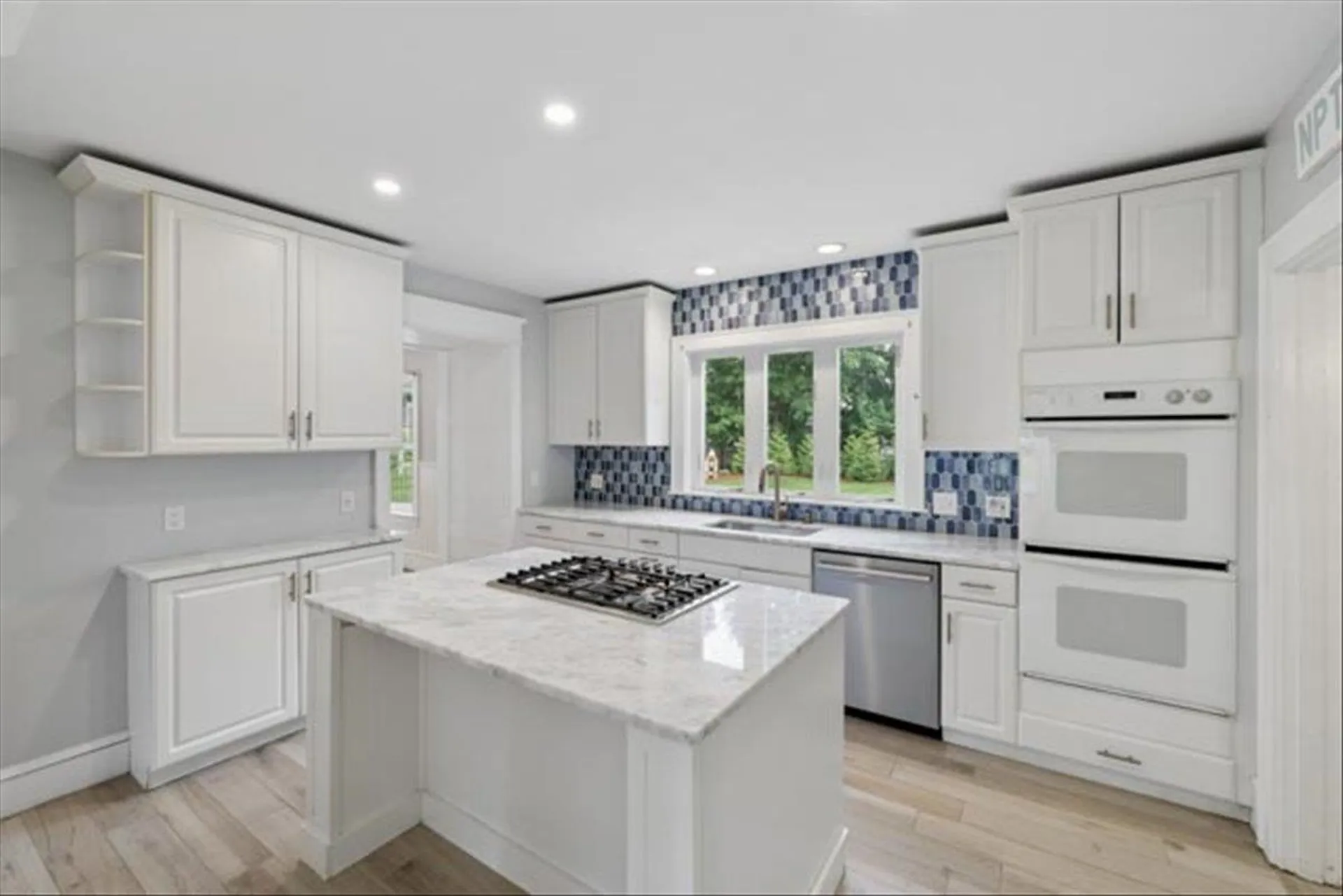 24 Hall Avenue Nashua NH 03064
