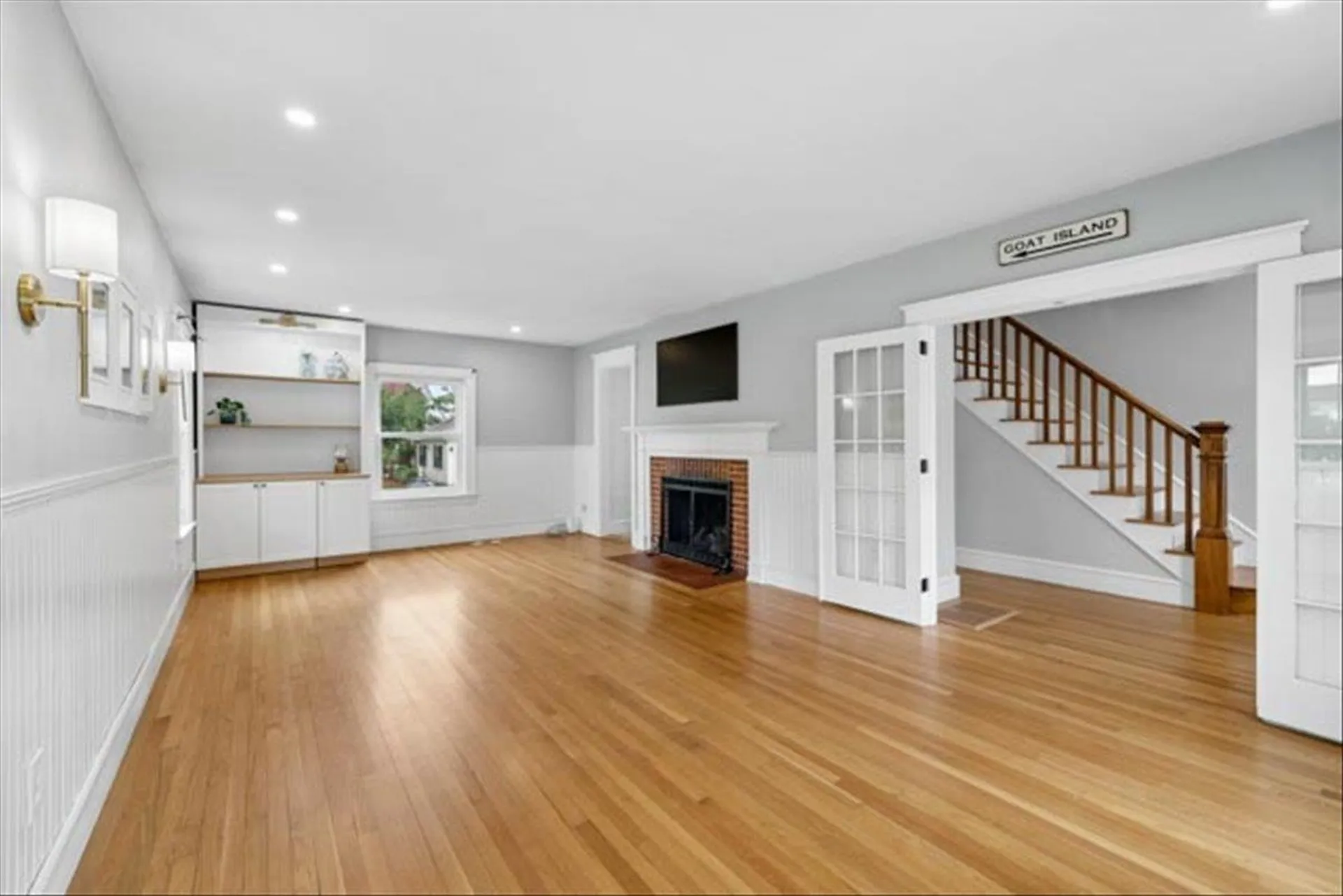 24 Hall Avenue Nashua NH 03064