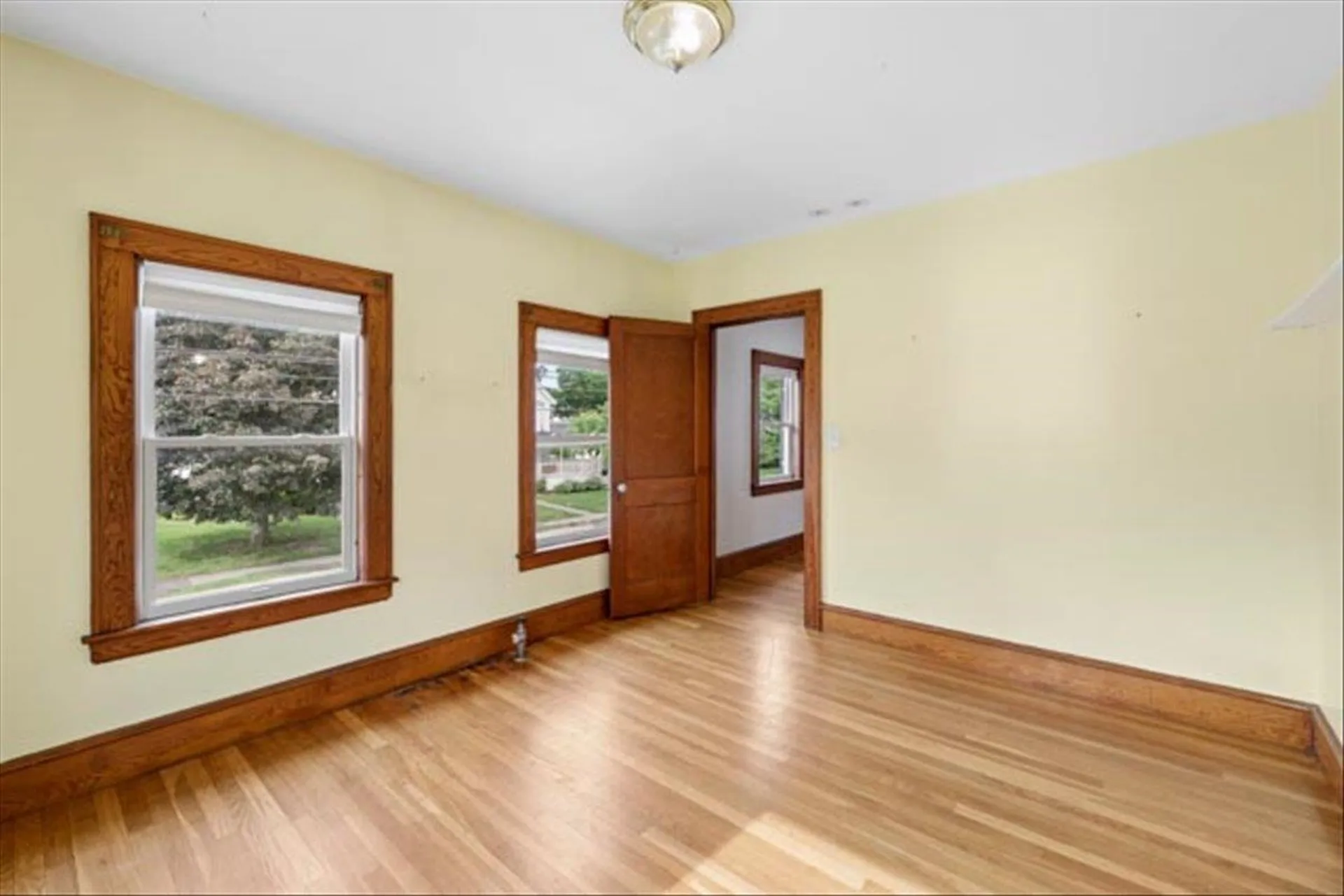 24 Hall Avenue Nashua NH 03064