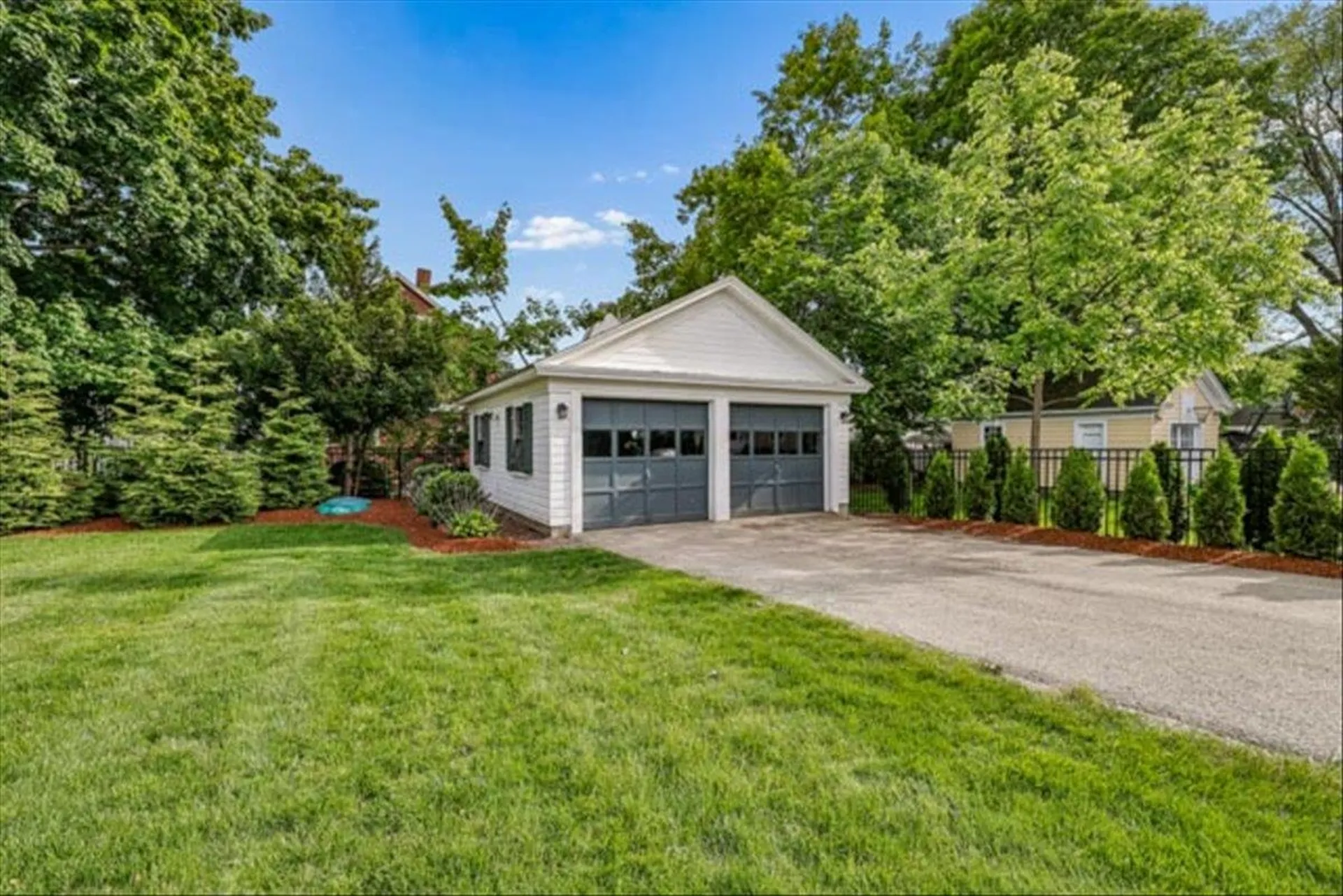 24 Hall Avenue Nashua NH 03064
