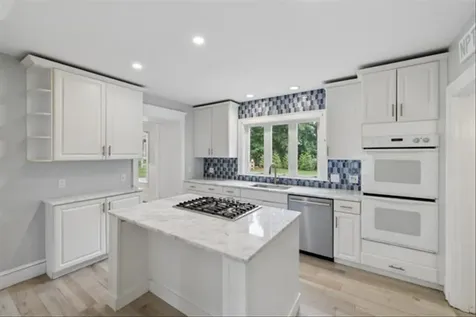 24 Hall Avenue Nashua NH 03064