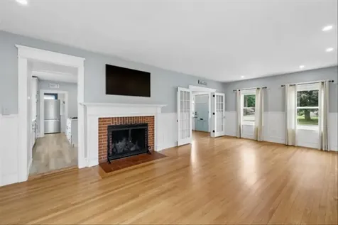 24 Hall Avenue Nashua NH 03064