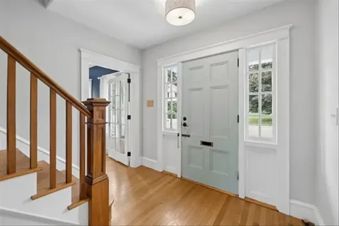 24 Hall Avenue Nashua NH 03064