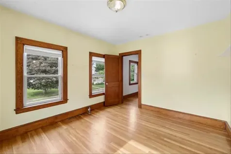 24 Hall Avenue Nashua NH 03064