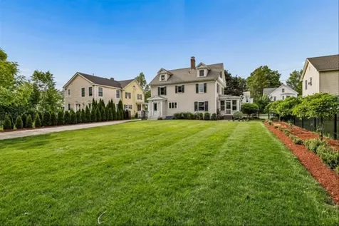24 Hall Avenue Nashua NH 03064