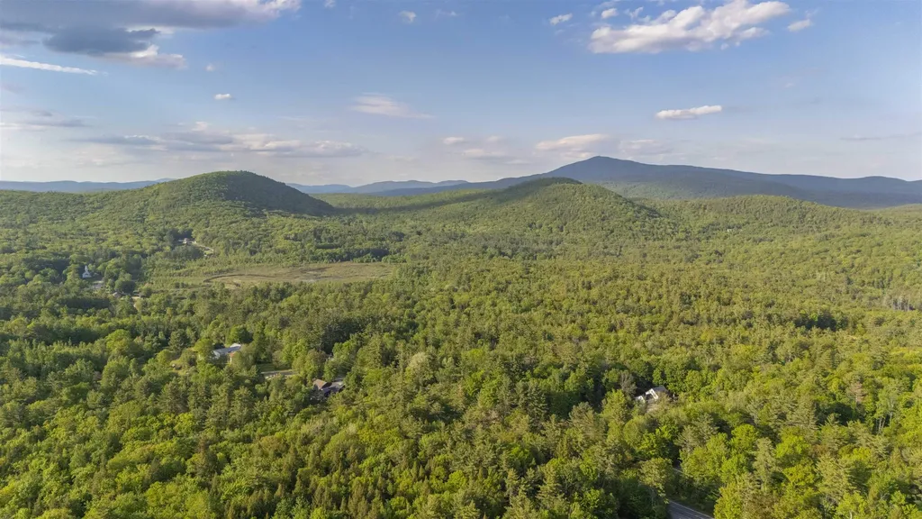 Lot 200-157 Roby Road Sutton NH 03273