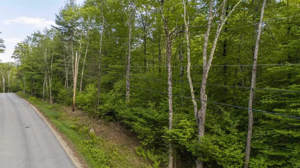 Lot 200-157 Roby Road Sutton NH 03273