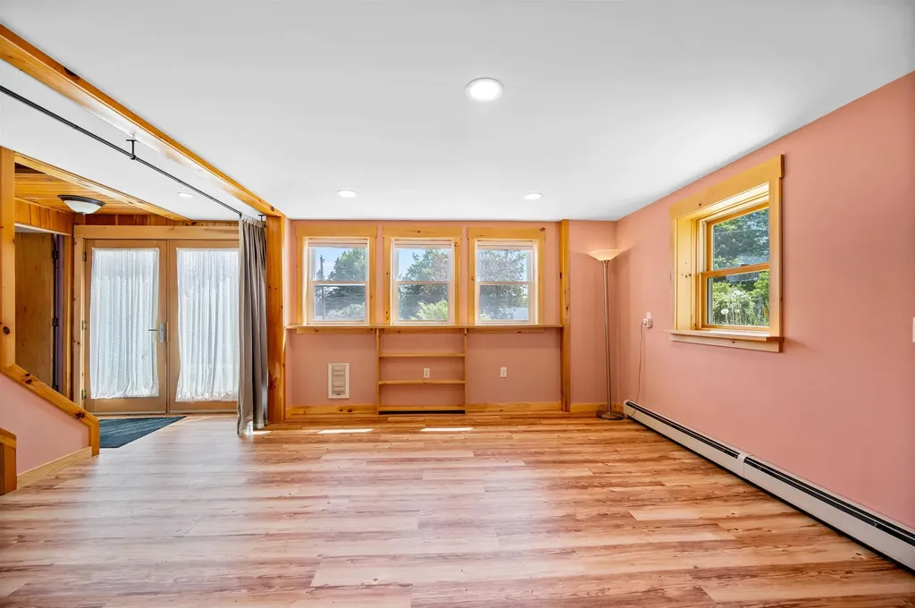 47 Westwood Parkway Barre City VT 05641-5220