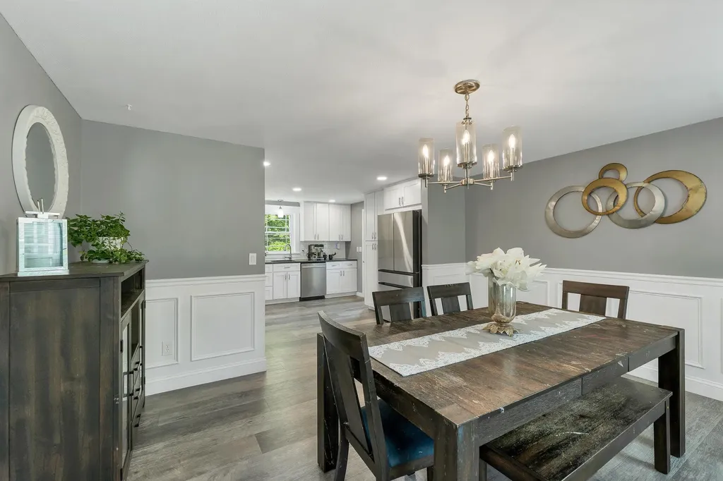 14 Doris Drive Hooksett NH 03106