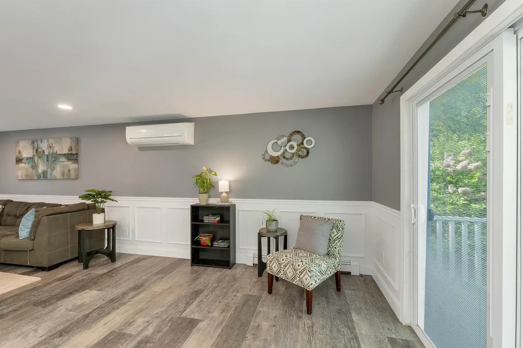 14 Doris Drive Hooksett NH 03106
