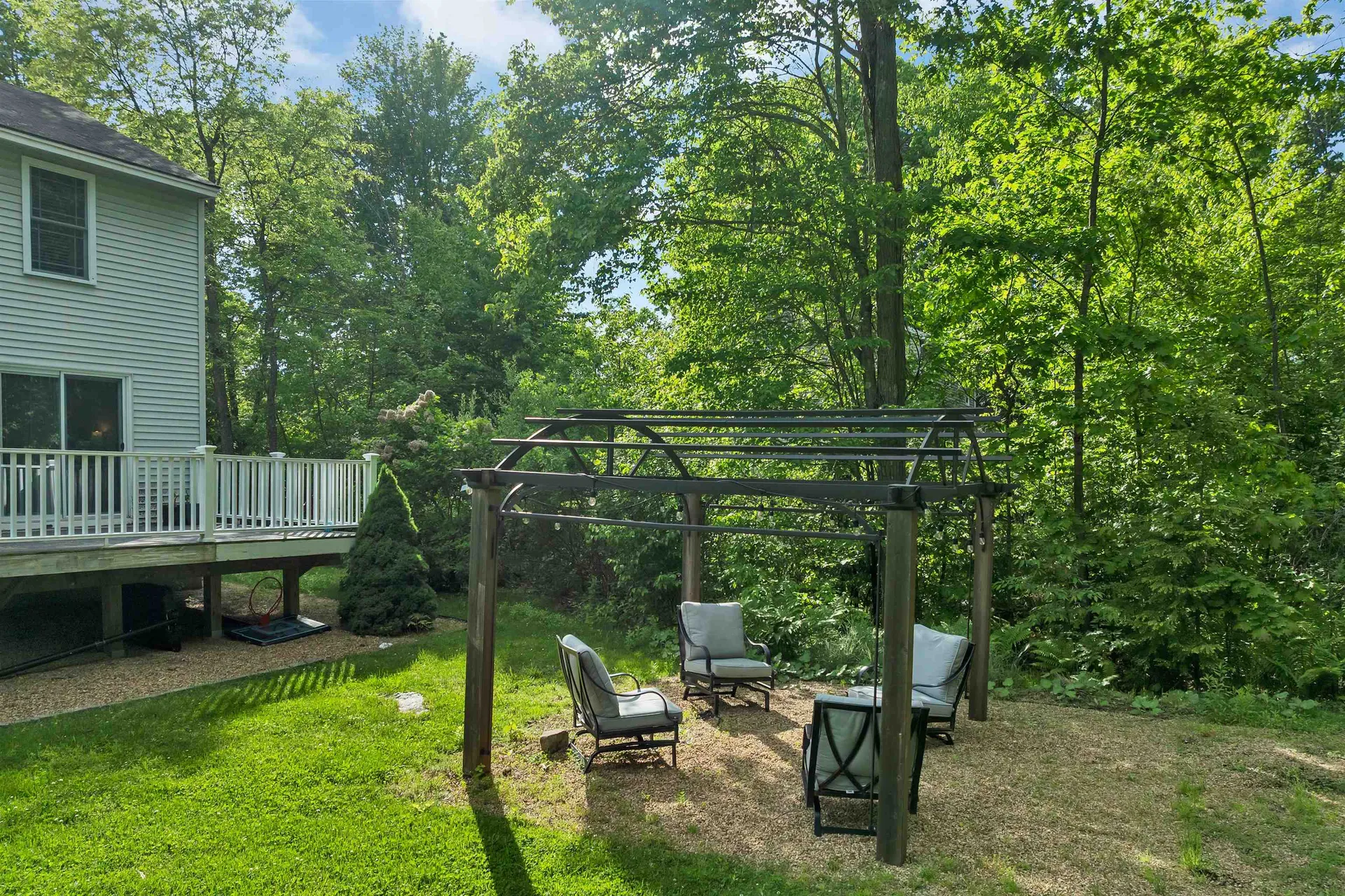 14 Doris Drive Hooksett NH 03106