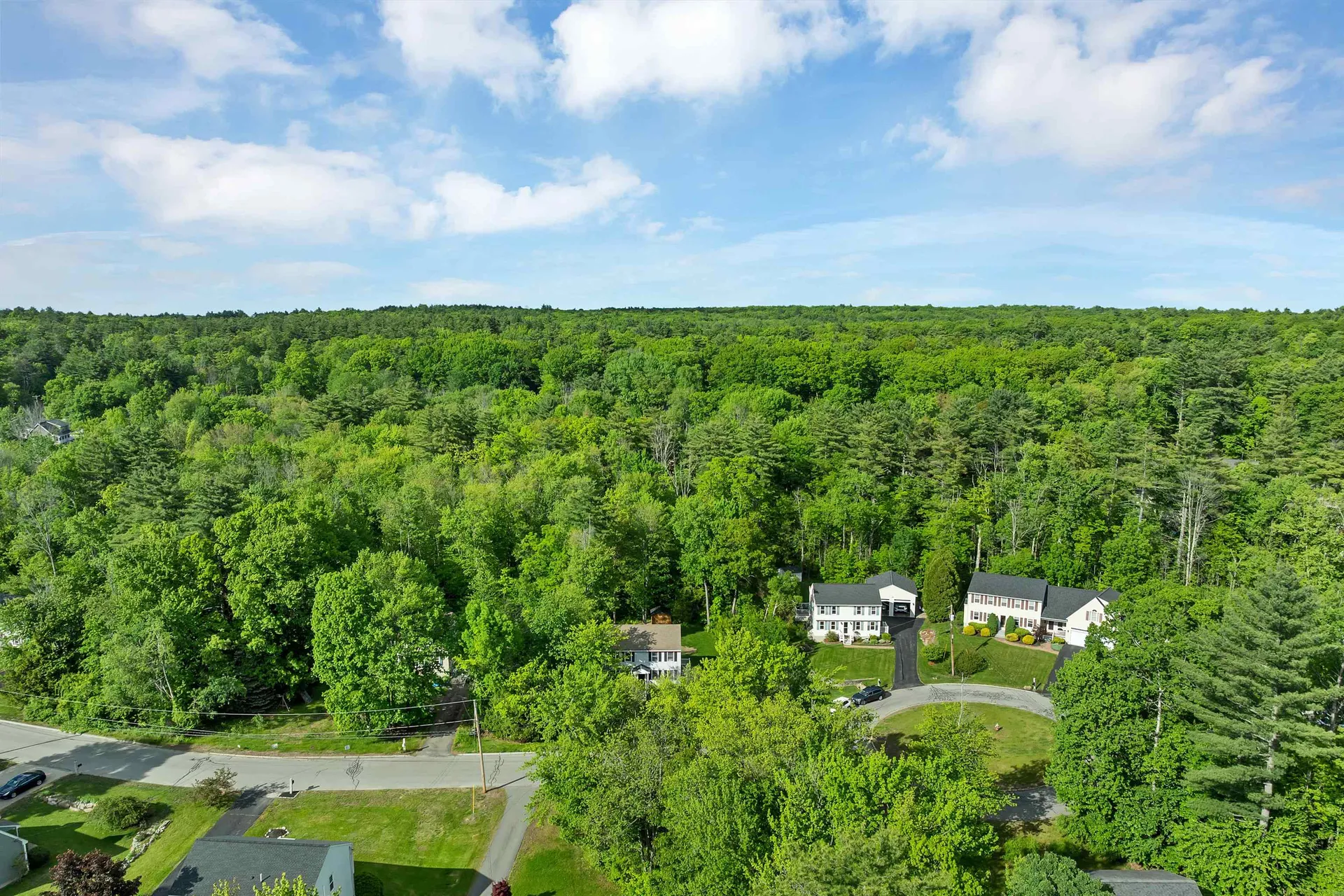 14 Doris Drive Hooksett NH 03106