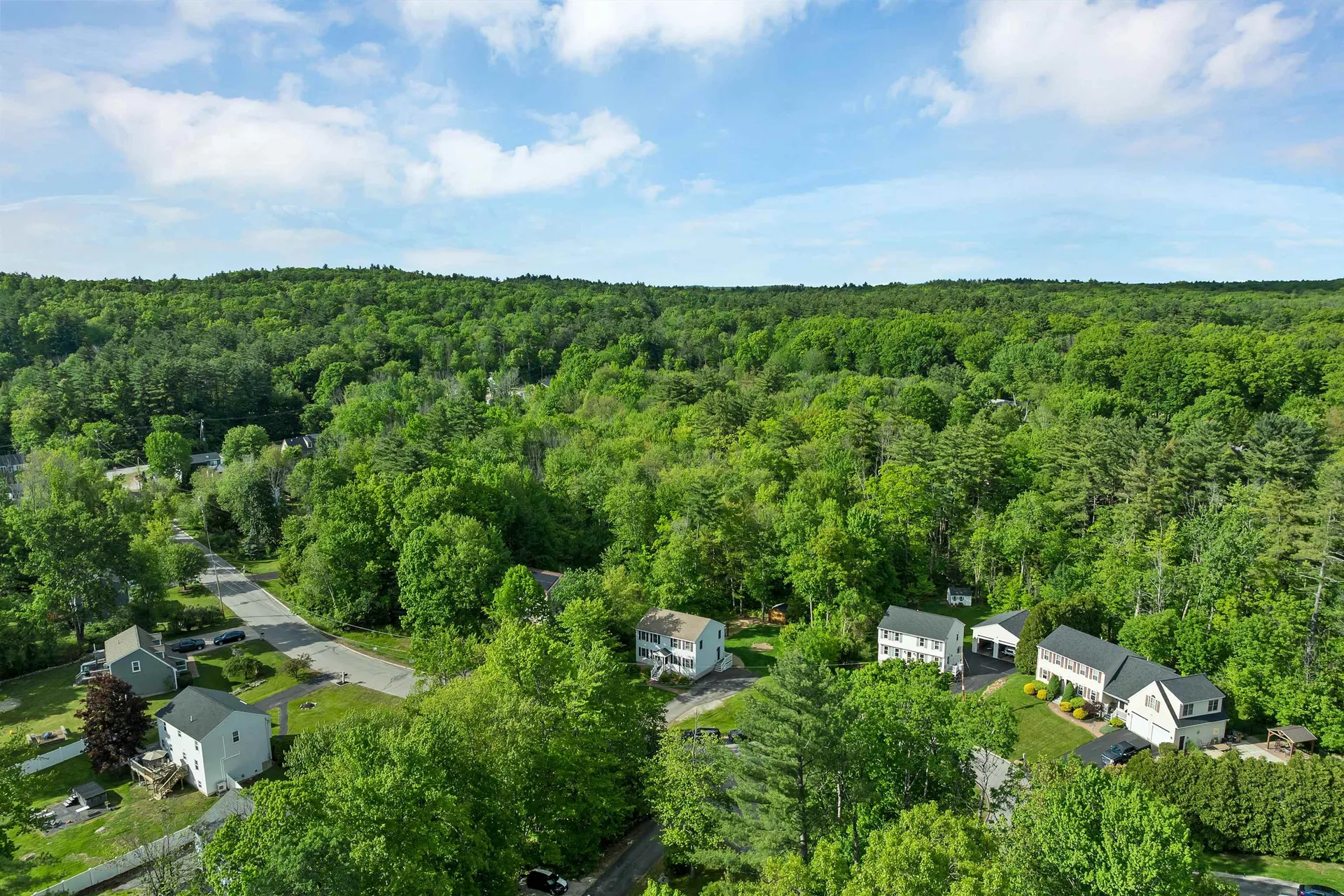 14 Doris Drive Hooksett NH 03106