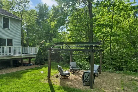 14 Doris Drive Hooksett NH 03106