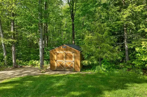 14 Doris Drive Hooksett NH 03106