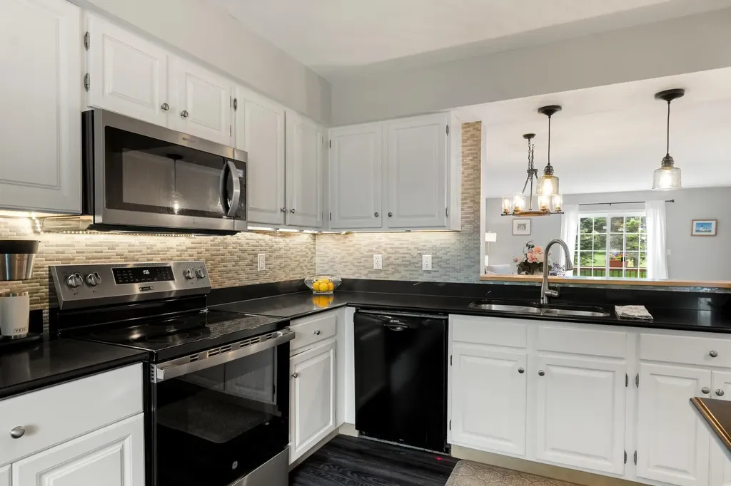 73 Floral Drive South Burlington VT 05403