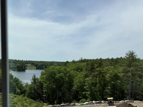 8 Madison Lane Windham NH 03087