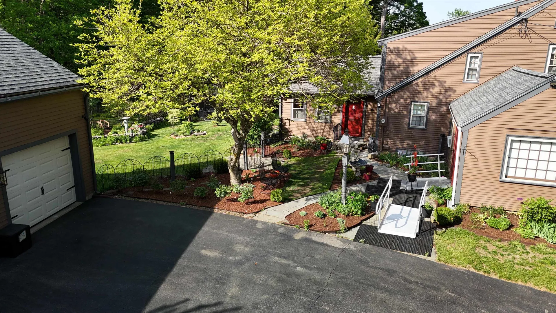 32 Sandown Road Danville NH 03819