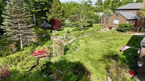 32 Sandown Road Danville NH 03819