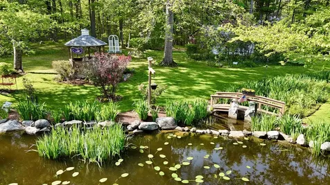 32 Sandown Road Danville NH 03819
