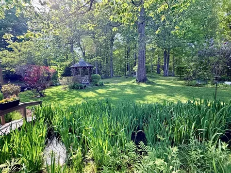 32 Sandown Road Danville NH 03819