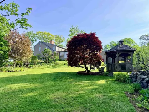 32 Sandown Road Danville NH 03819