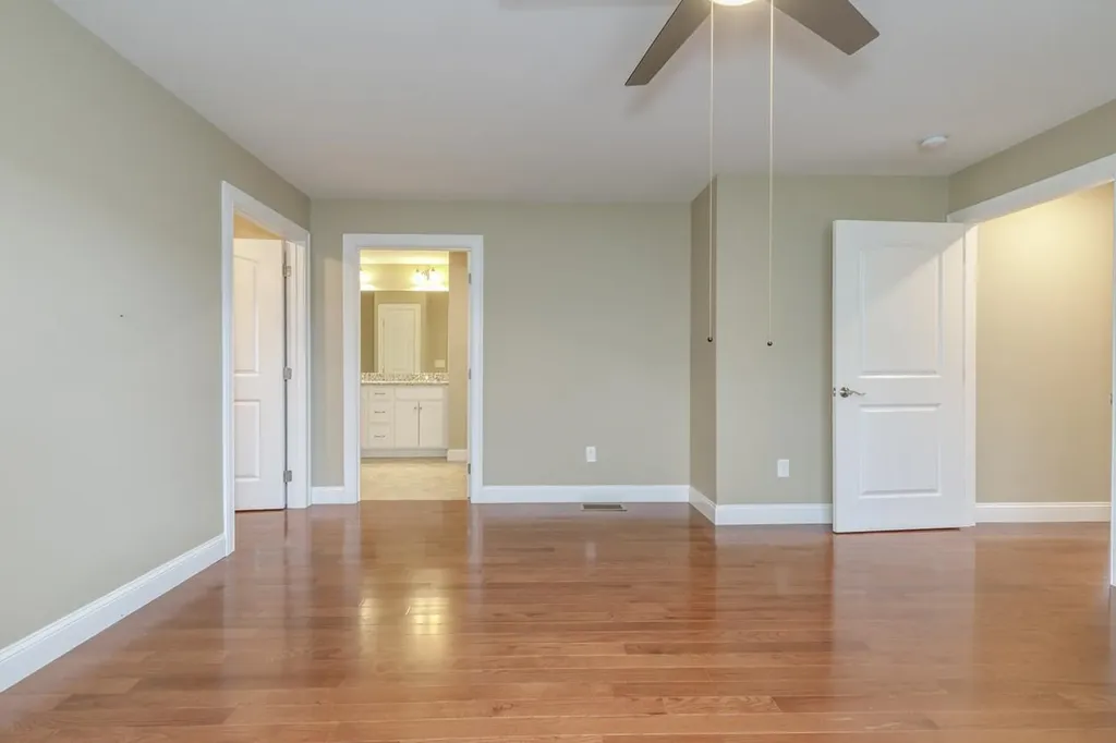 2 Mulberry Lane Hooksett NH 03106