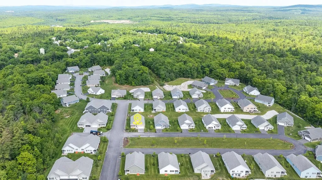 2 Mulberry Lane Hooksett NH 03106