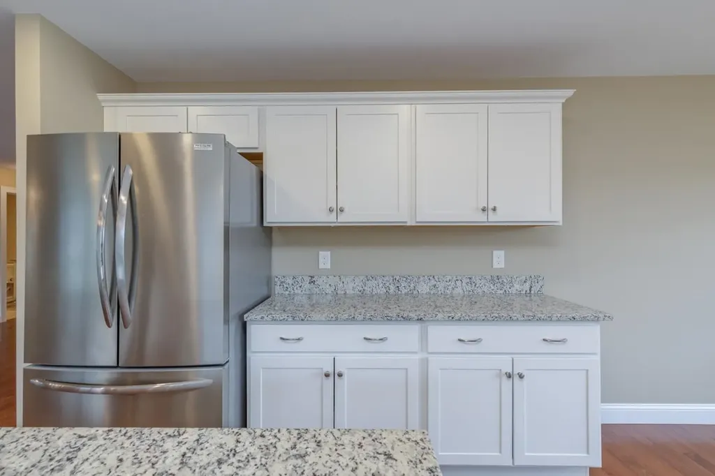 2 Mulberry Lane Hooksett NH 03106