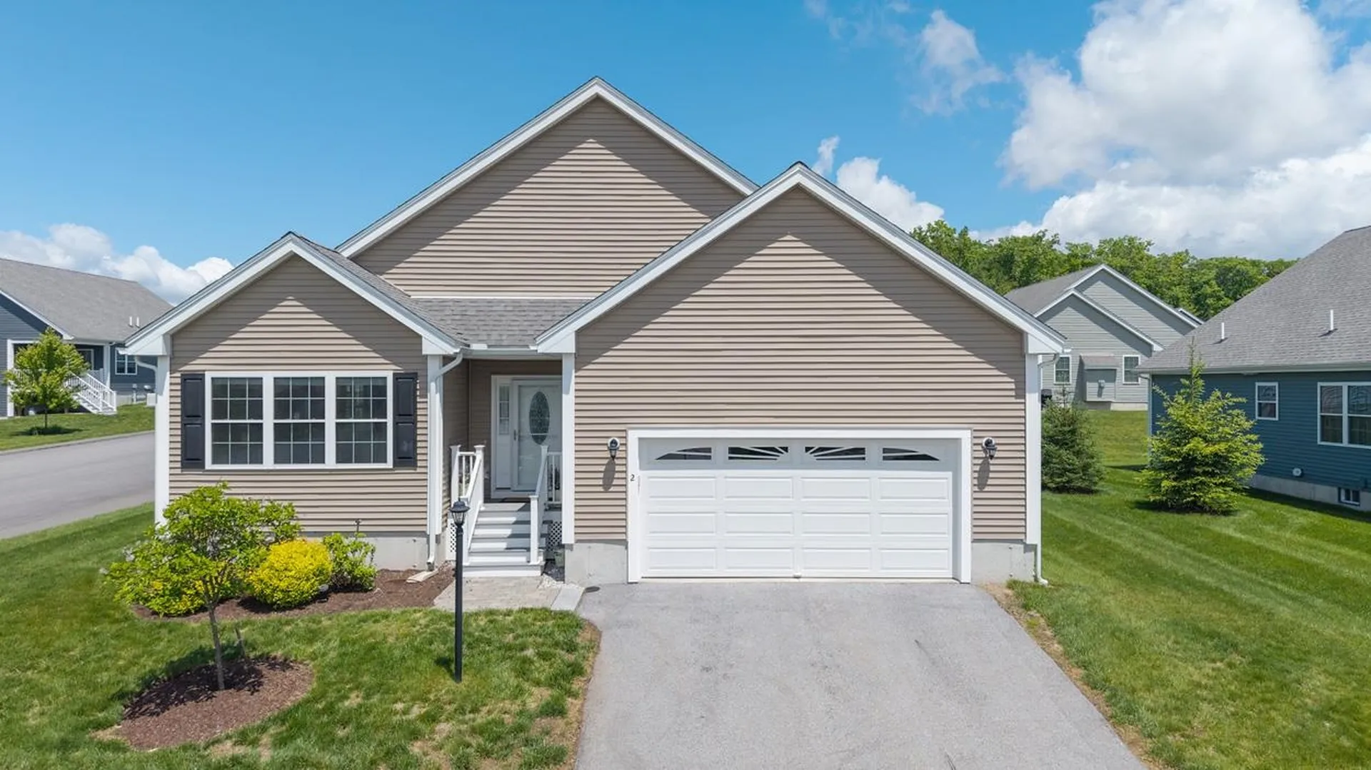 2 Mulberry Lane Hooksett NH 03106