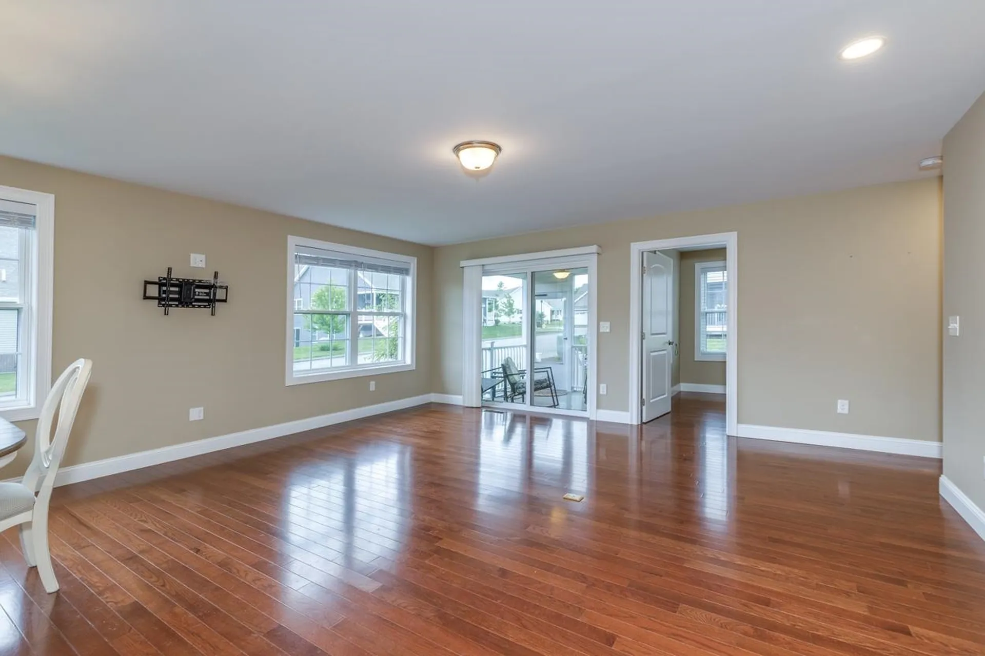 2 Mulberry Lane Hooksett NH 03106