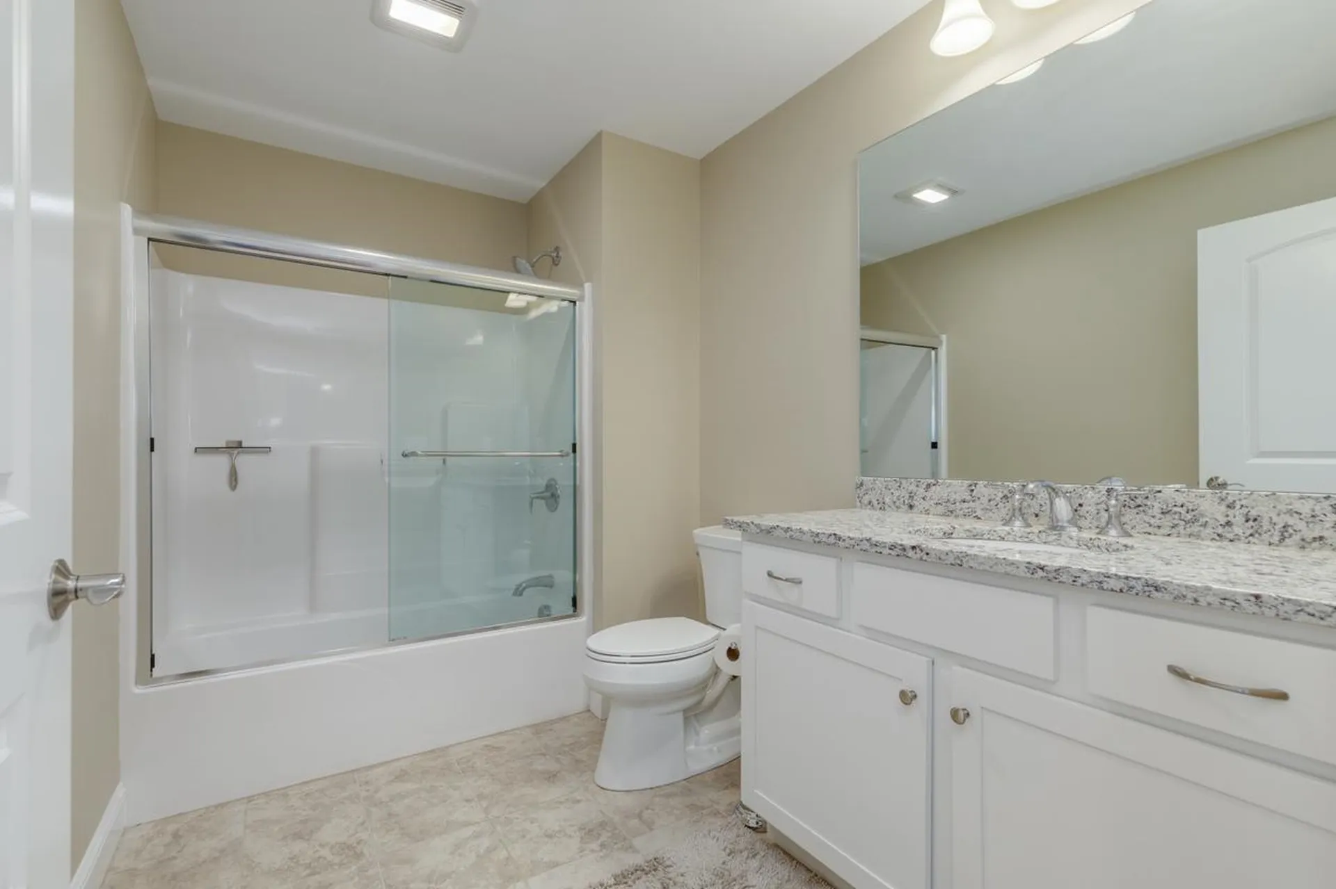 2 Mulberry Lane Hooksett NH 03106