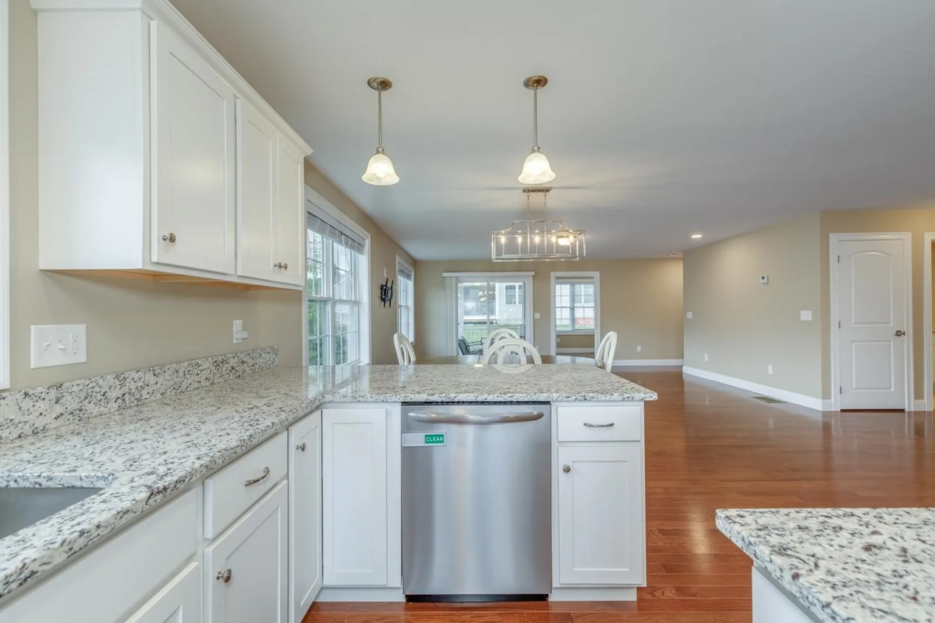 2 Mulberry Lane Hooksett NH 03106