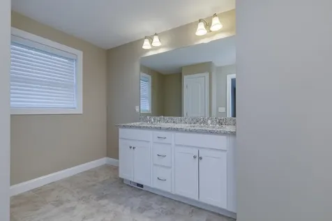 2 Mulberry Lane Hooksett NH 03106
