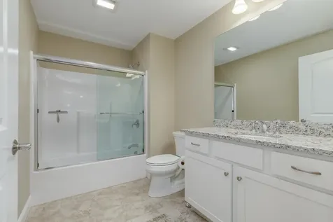 2 Mulberry Lane Hooksett NH 03106
