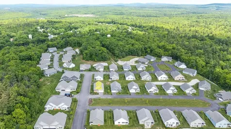 2 Mulberry Lane Hooksett NH 03106