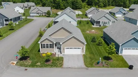 2 Mulberry Lane Hooksett NH 03106