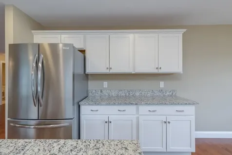 2 Mulberry Lane Hooksett NH 03106