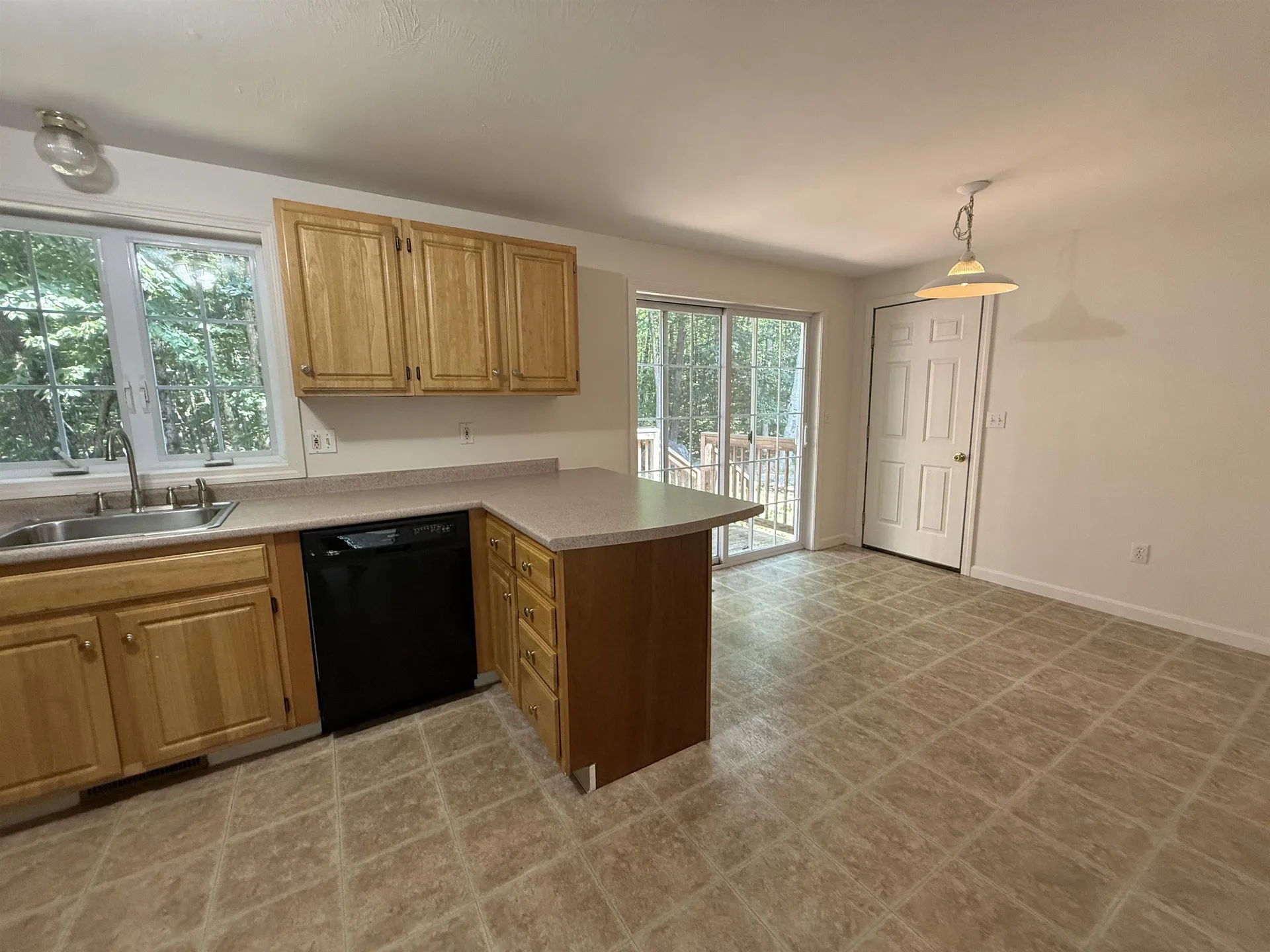 144 Main Street Fremont NH 03044