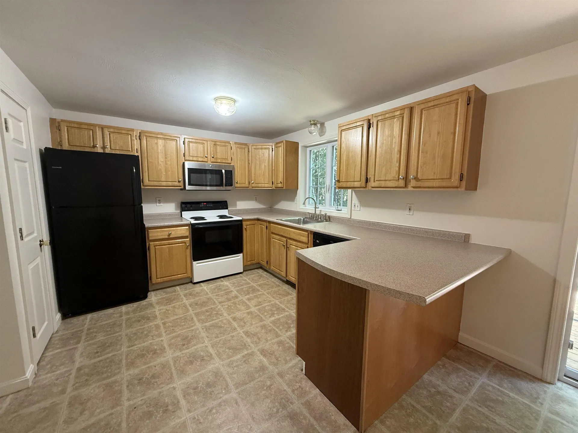 144 Main Street Fremont NH 03044