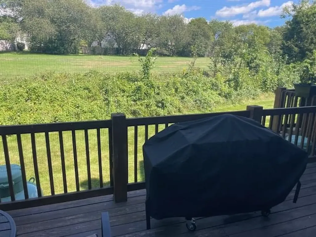 59 Seabury Circle Hampton NH 03842