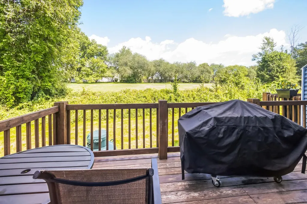 59 Seabury Circle Hampton NH 03842