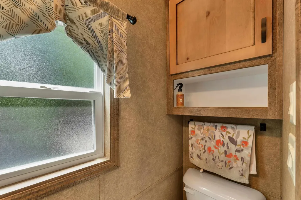 262 High Country Way Holderness NH 03245